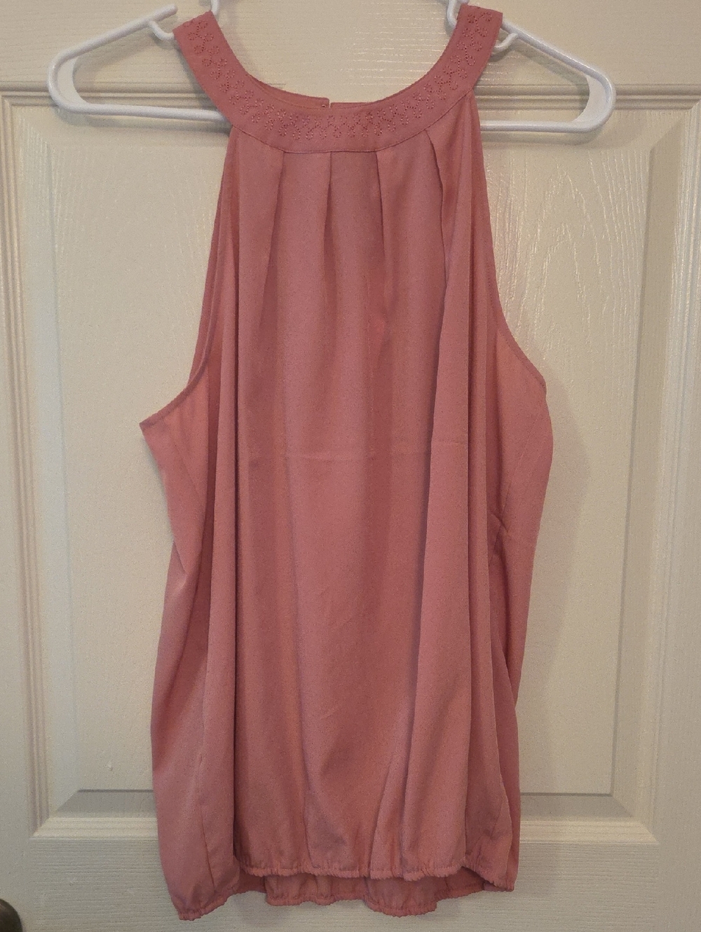 NWT LOFT Pink Embroidered Neck Halter Top Size Medium